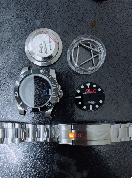 RLX Submariner Green Water Ghost 2824/2836 Movement