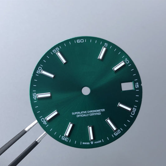 GREEN COLOW RLX DIAL WITH LOGO AND CROWN 28.5MM
