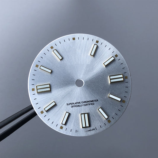 WHITE COLOW RLX DIAL WITH LOGO AND CROWN 28.5MM