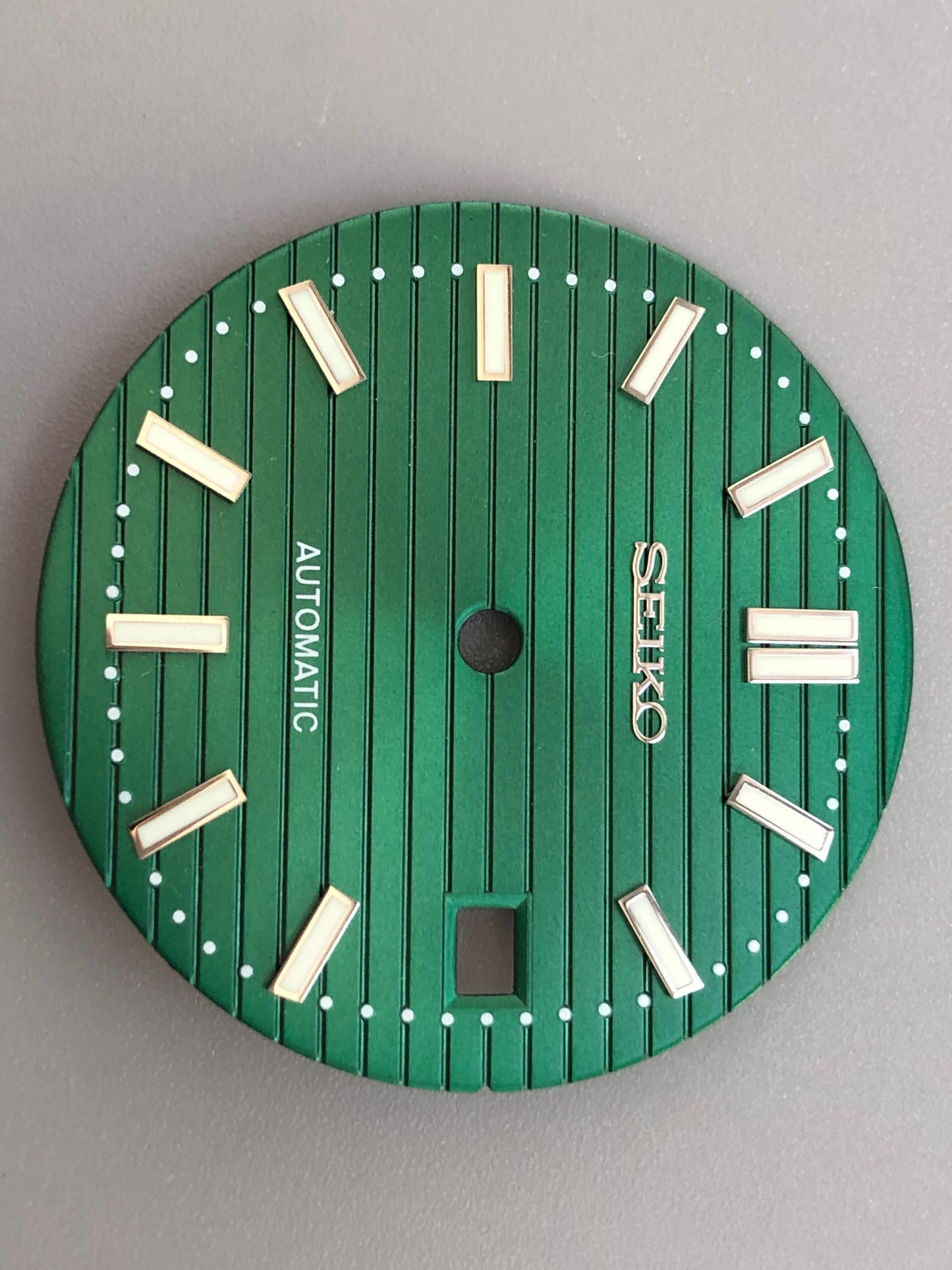 s dial