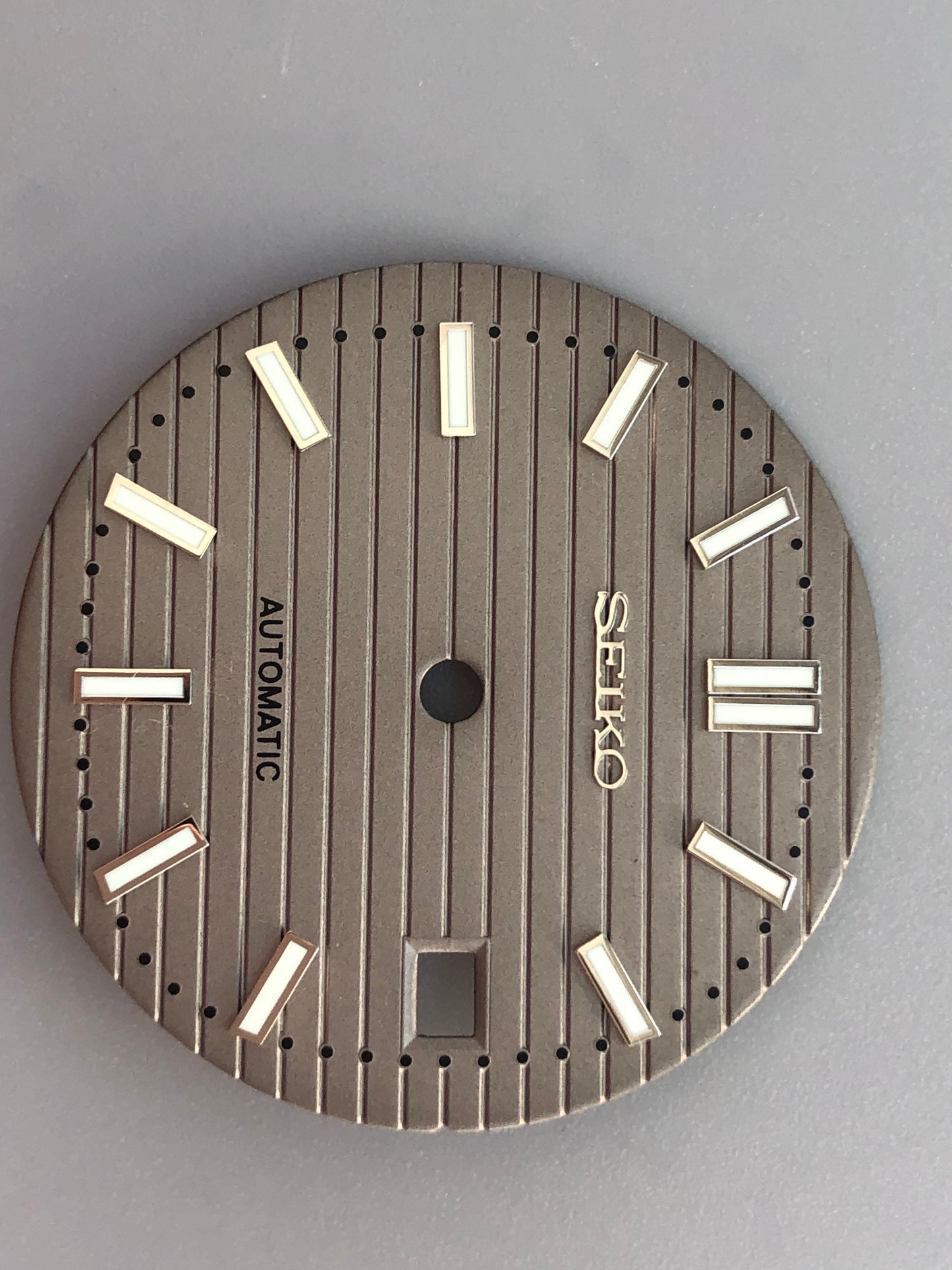 s dial